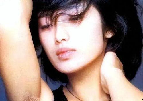 露出腋毛的女明星,揭秘腋毛露出的女明星风采